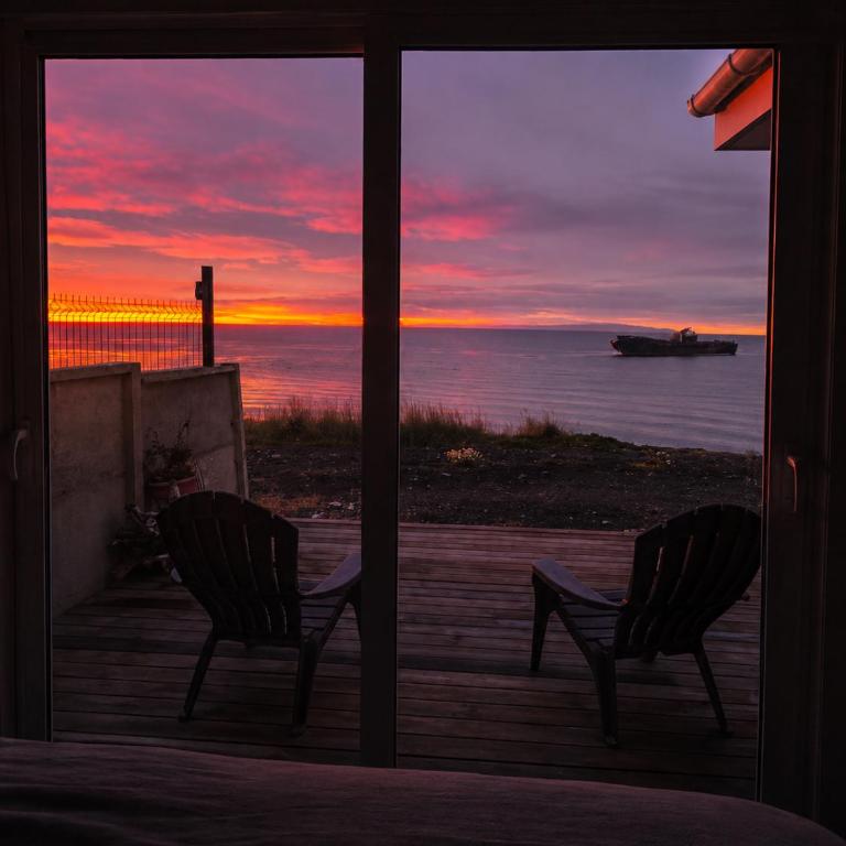 Boutique Cabin with Strait of Magellan Views - Casa con 1 dormitorio - 3