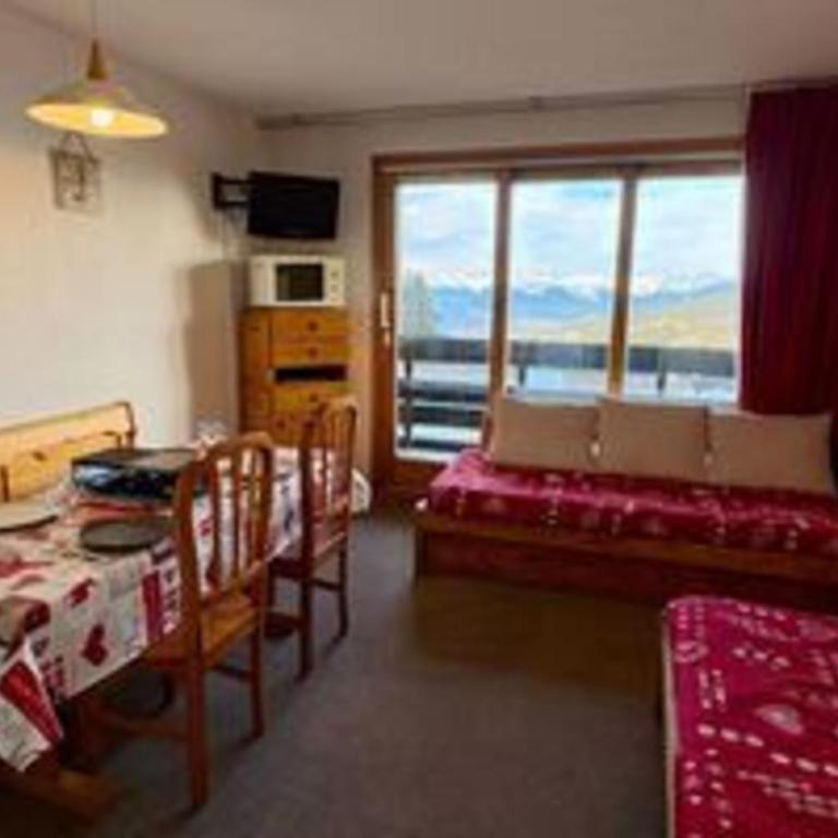 Cozy apartment near the ski slopes - Apartment - 18