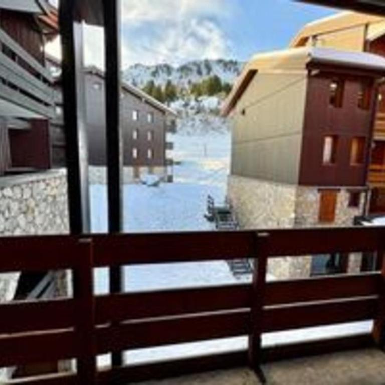 Cozy apartment near the ski slopes - Apartment - 27