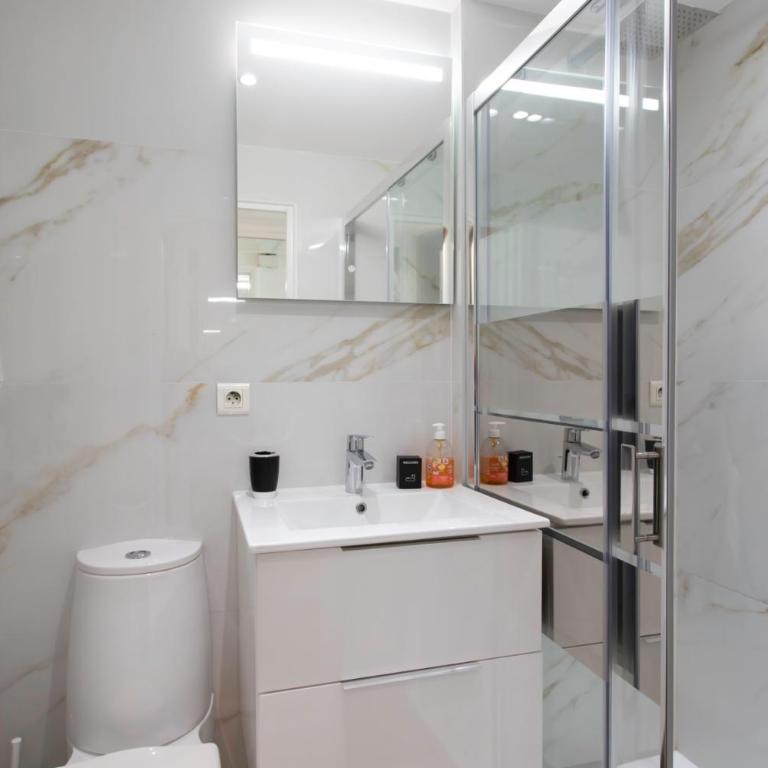 #40 Staywizus - Studio Luxembourg Promenade Swimming pool Roof top - Appartement 1 Chambre - 28