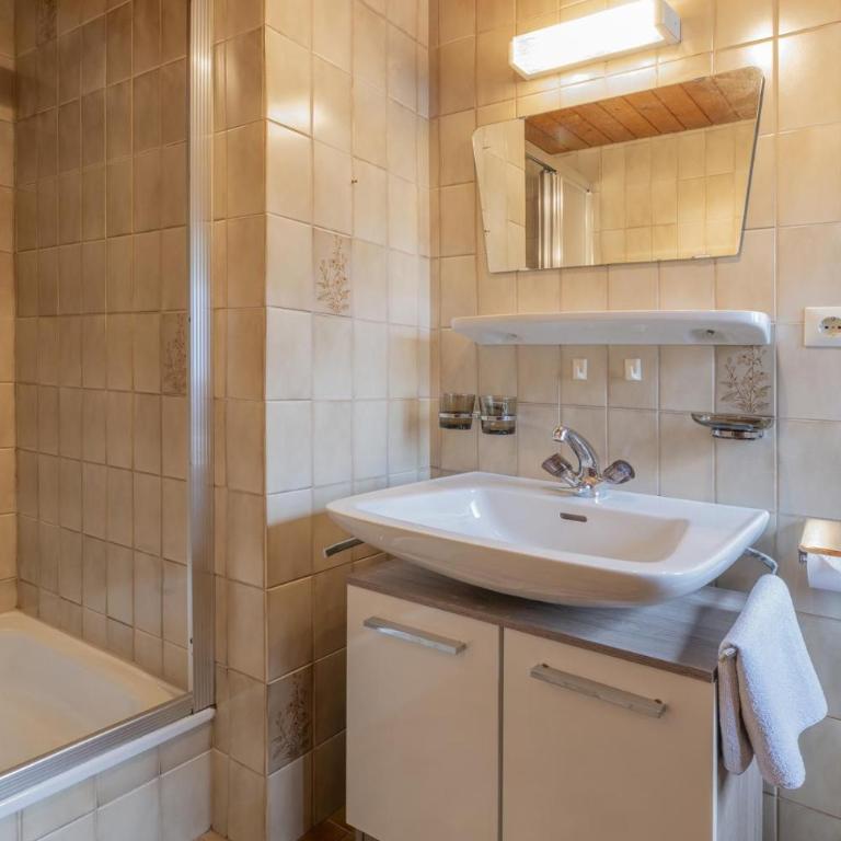 Haus Hubertus - Apartment - 1