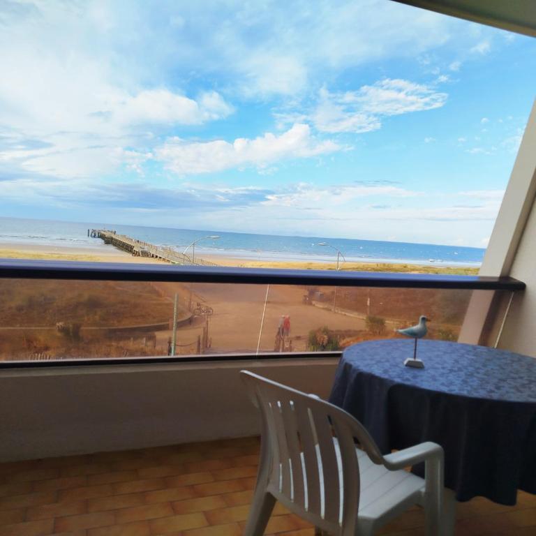 Studio rénové avec vue mer, accès plage et parking privé - FR-1-323-430 - Studio - 23
