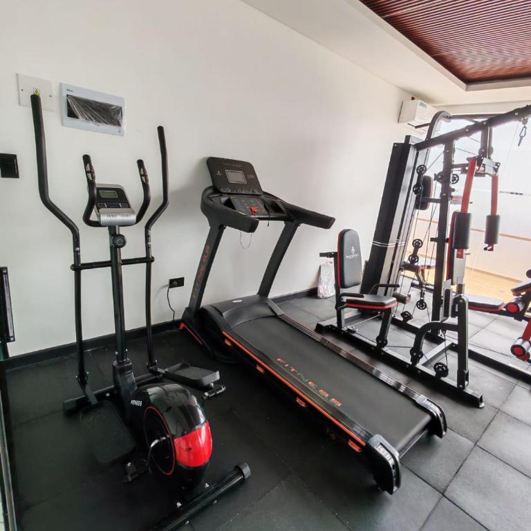 Vive el Lujo Piscina Cine y Gym en Equipetrol - Two-Bedroom Apartment - 10