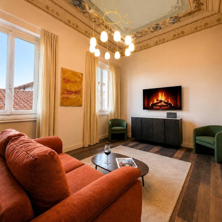 Florence Center - Design AC near Duomo & David - Three-Bedroom Apartment - 23