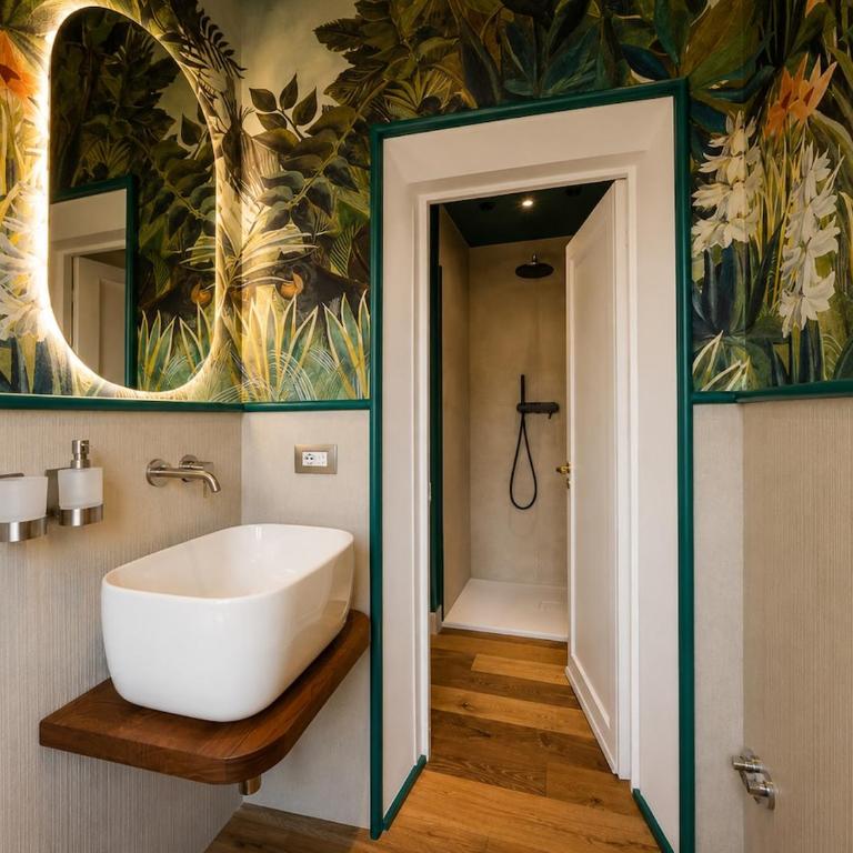 Florence Center - Design AC near Duomo & David - Three-Bedroom Apartment - 28