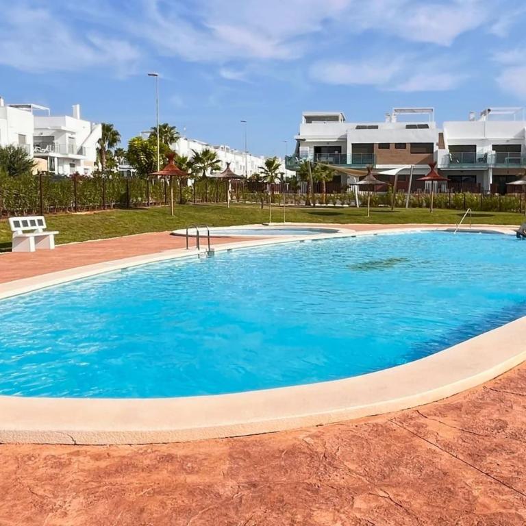 Moderno apartamento con piscina y terraza - Golf Vistabella - Apartamento Deluxe de 2 dormitorios con vistas al jardín - 62