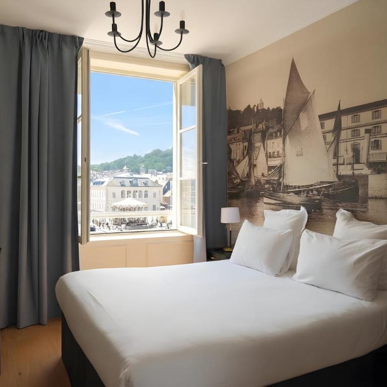 Best Western Le Cheval Blanc -Vue sur le port-plein centre ville - Chambre Double Supérieure - Vue sur Port - 1