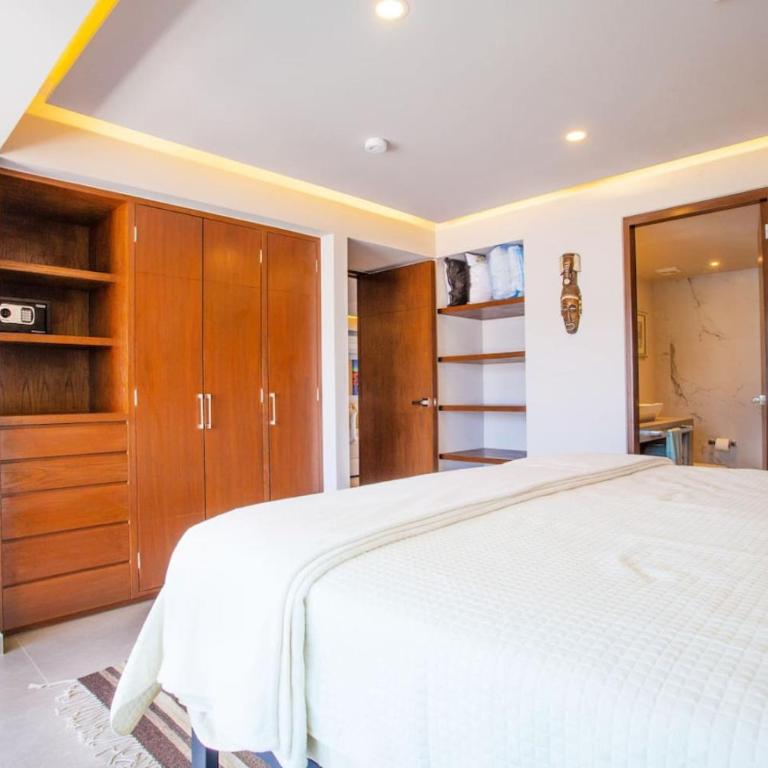 Luxury 2BR Beachfront Escape Stunning Views from Private Balconies - Two-Bedroom Apartment - 26