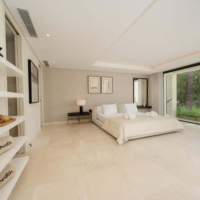 Villa Casa del Mar, by the beach, heated pool, Marbella - Villa - 46