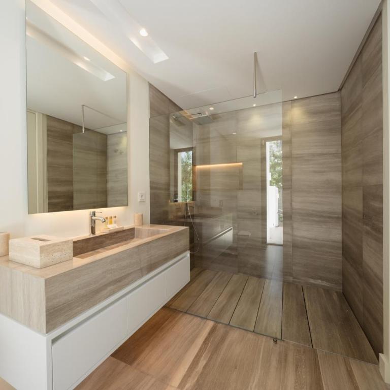 Villa Casa del Mar, by the beach, heated pool, Marbella - Villa - 47
