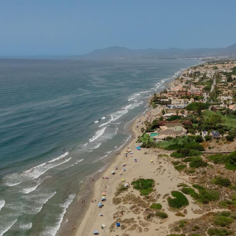 Villa Casa del Mar, by the beach, heated pool, Marbella - Villa - 44