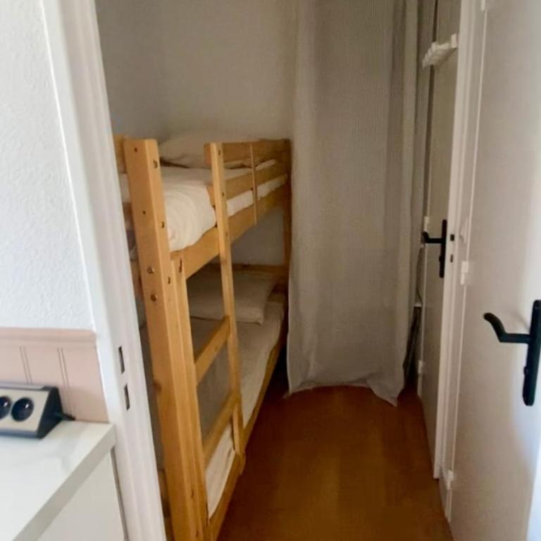 Appart centre ville - WIFI- Clim - Parking - Plage - Appartement 2 Chambres - 6