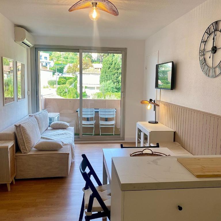 Appart centre ville - WIFI- Clim - Parking - Plage - Appartement 2 Chambres - 9