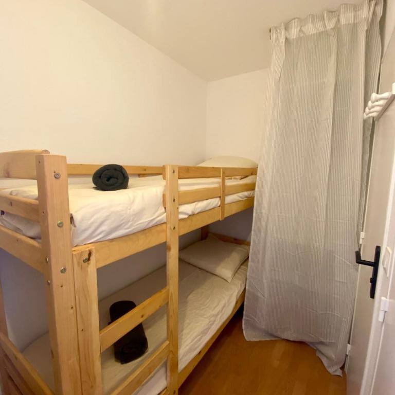 Appart centre ville - WIFI- Clim - Parking - Plage - Appartement 2 Chambres - 13