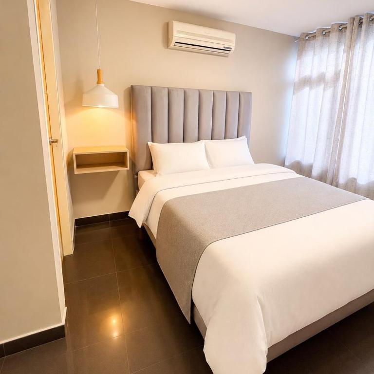 Hotel Centro - Standard Double Room - 3