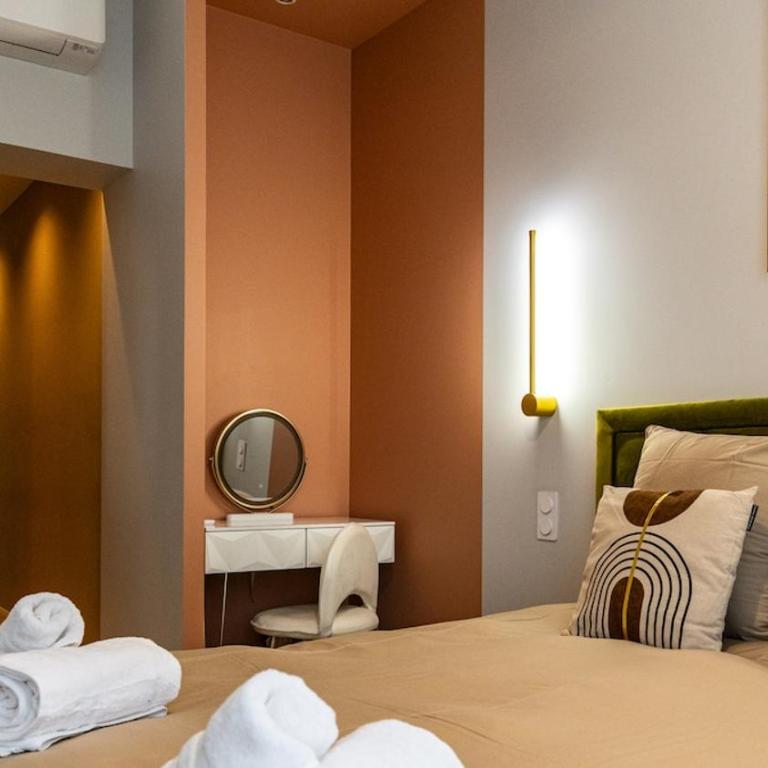 Maison Pascal - Two-Bedroom Apartment - 28
