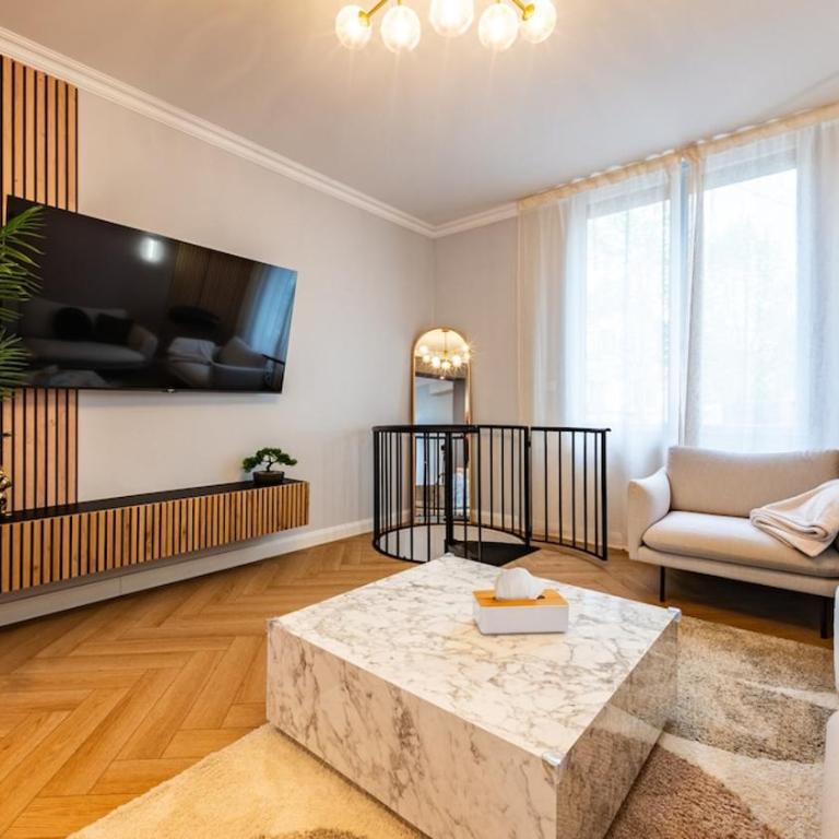 Maison Pascal - Two-Bedroom Apartment - 7