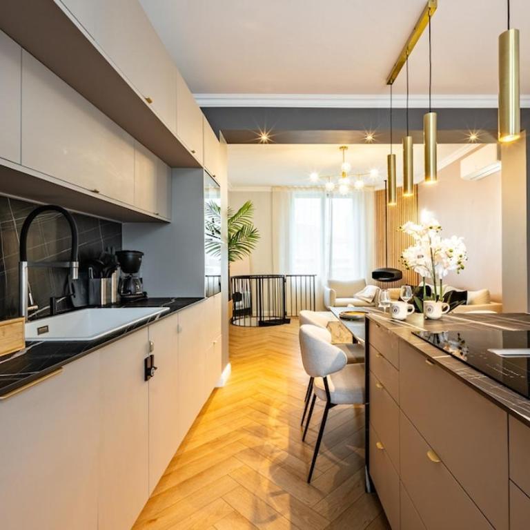 Maison Pascal - Two-Bedroom Apartment - 21