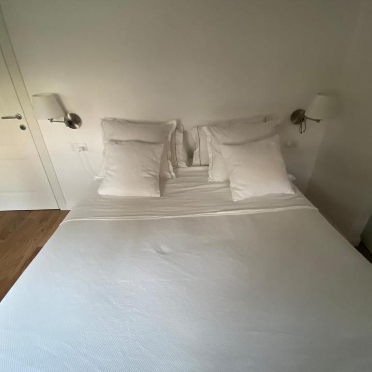 Sea view apartment with garden - Two-Bedroom Apartment - Oceanfront - 10