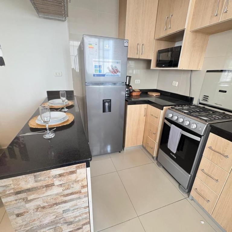 Confort y Estilo en Piura, tu estancia perfecta - Three-Bedroom Apartment - 3