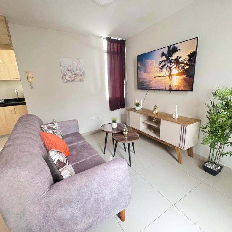 Confort y Estilo en Piura, tu estancia perfecta - Three-Bedroom Apartment - 9