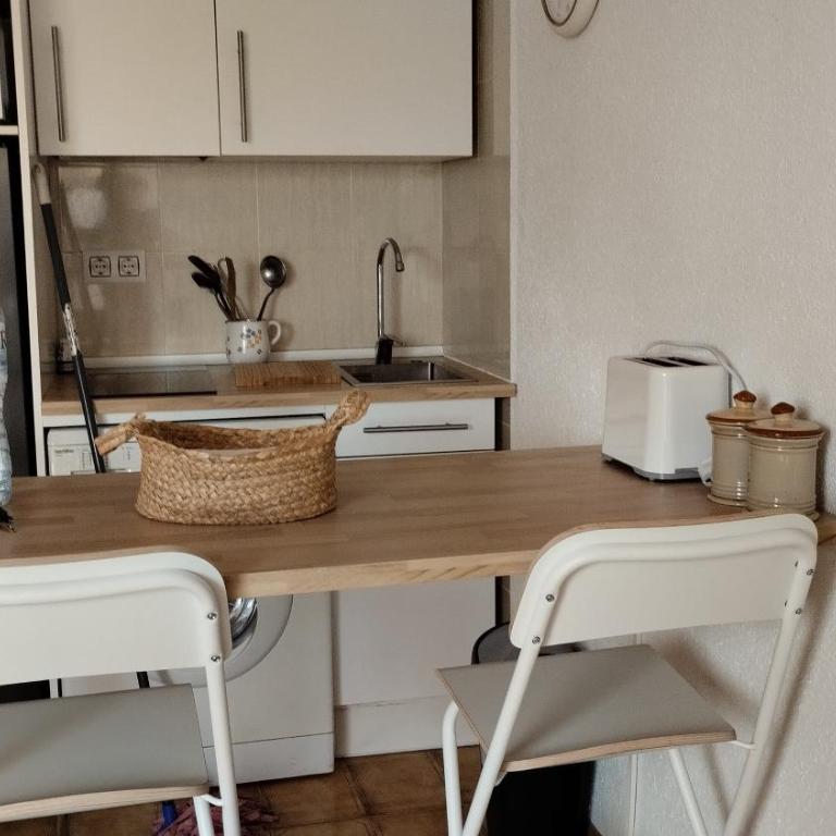 Estudio cerca de la Playa - One-Bedroom Apartment - 28