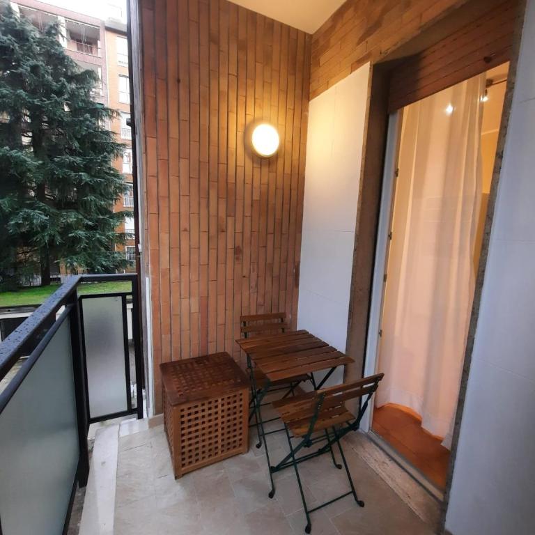 Carlone Home Bande Nere - Appartamento con 1 Camera da Letto - 1