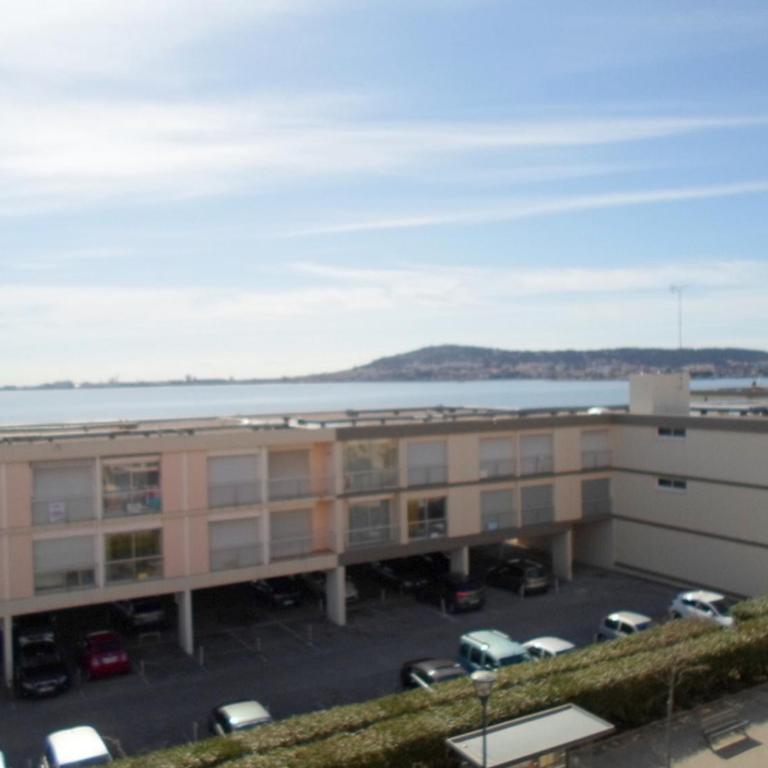 Appartement cosy avec balcon proche des Thermes - Animaux admis, parking privatif - Studio - 8