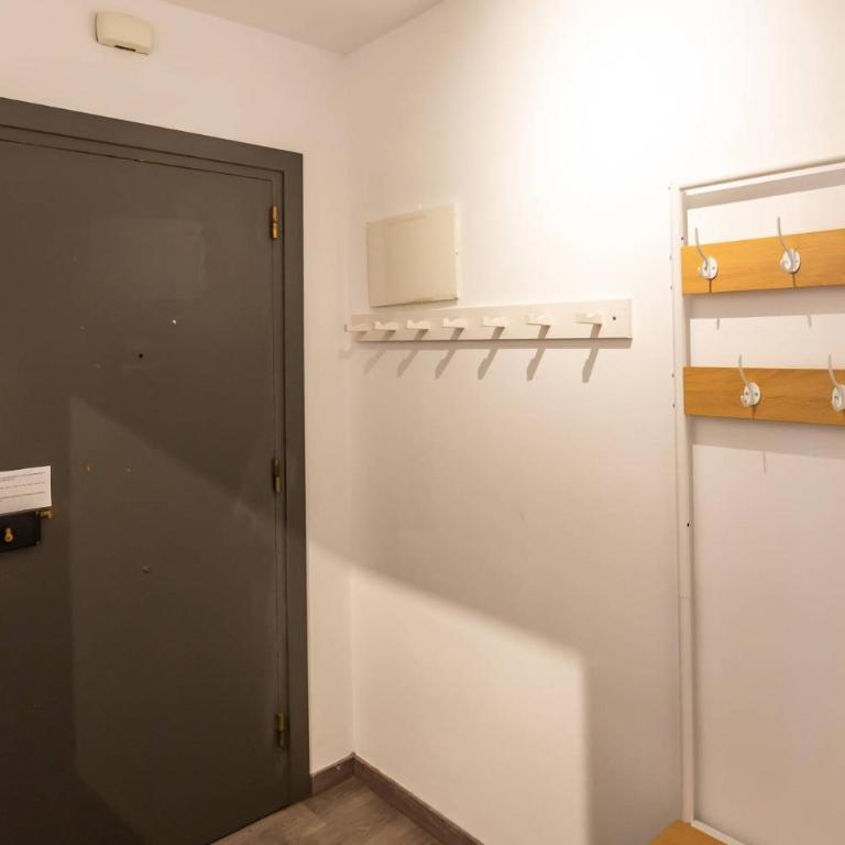 64IND1131 - Apartment with balcony - Appartamento - 2