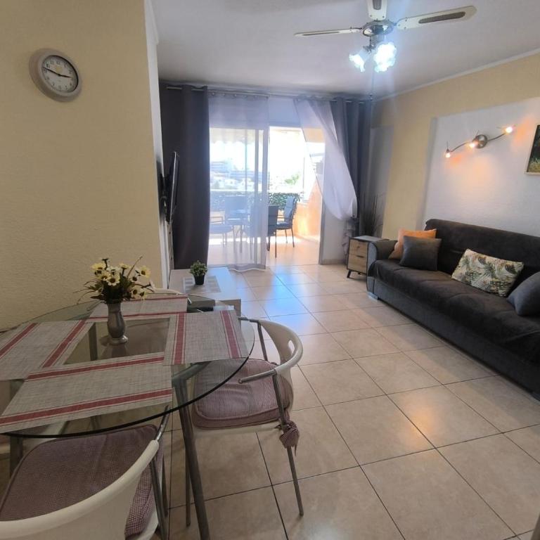 beautiful apartment near the beach and pool - Apartamento de 1 dormitorio con vistas al océano - 9