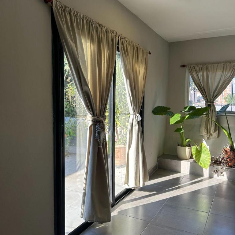 Departamento en 2nd Piso para 6 heuspedes en el centro - Two-Bedroom Apartment - 40