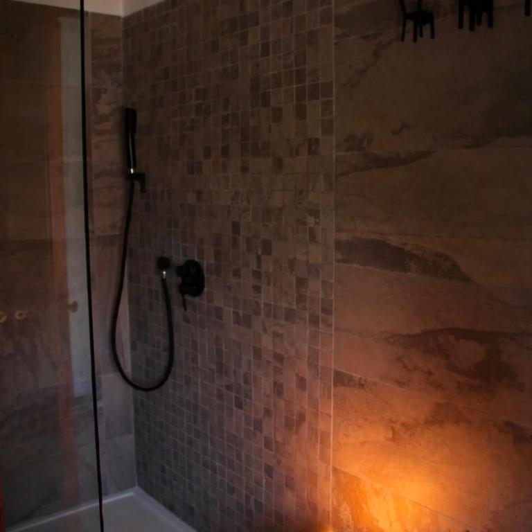 Maison botanica - Self check in - 7 minutes away from the airport - Appartamento con 1 Camera da Letto - Non Fumatori - 17