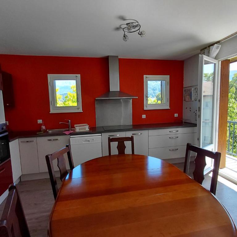 Annecy centre, 100 m lac - Appartement avec Balcon - 2