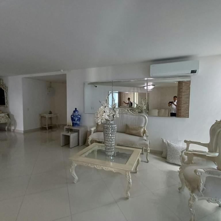 Downtown opalo - Two-Bedroom Apartment - 15