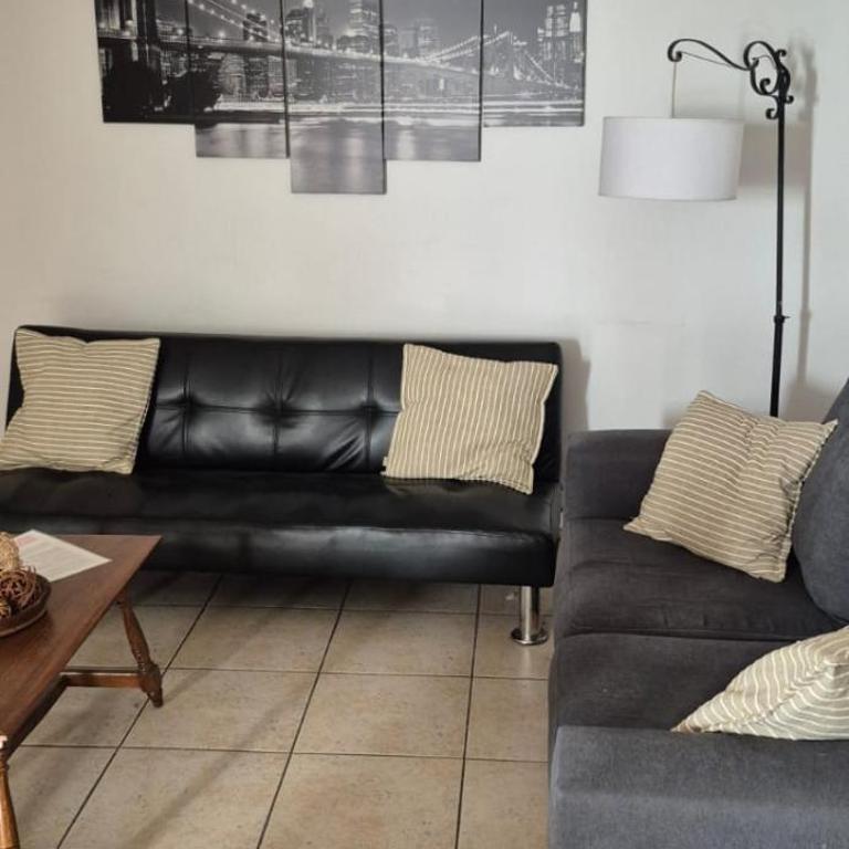 Departamento a 150mts de los Portones del Parque - Apartamento de 2 dormitorios - 4