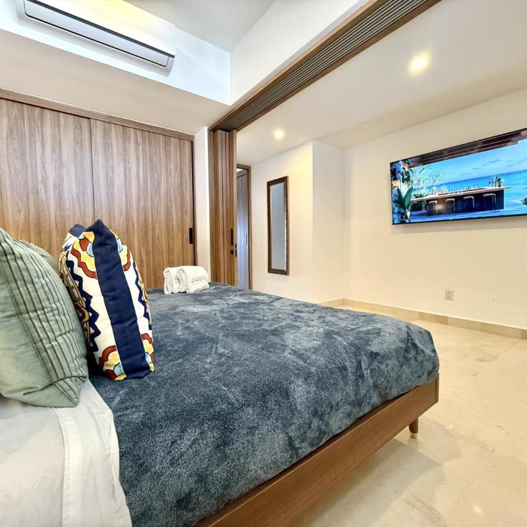 Vista Azul Sleek beachfront 1-bedroom condo with stunning bay views - One-Bedroom Apartment - 6