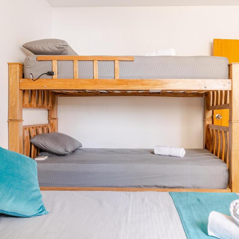 Apto playa el rodadero - Three-Bedroom Apartment - 26