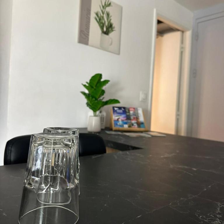 Renovated loft Harbor & beach within walking distance AC Wi-Fi - Apartment mit 2 Schlafzimmern - 4