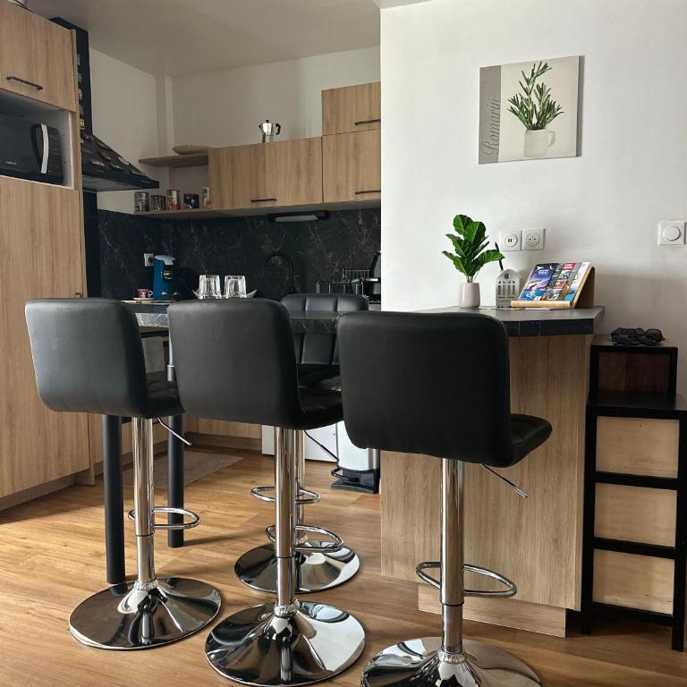 Renovated loft Harbor & beach within walking distance AC Wi-Fi - Apartment mit 2 Schlafzimmern - 15