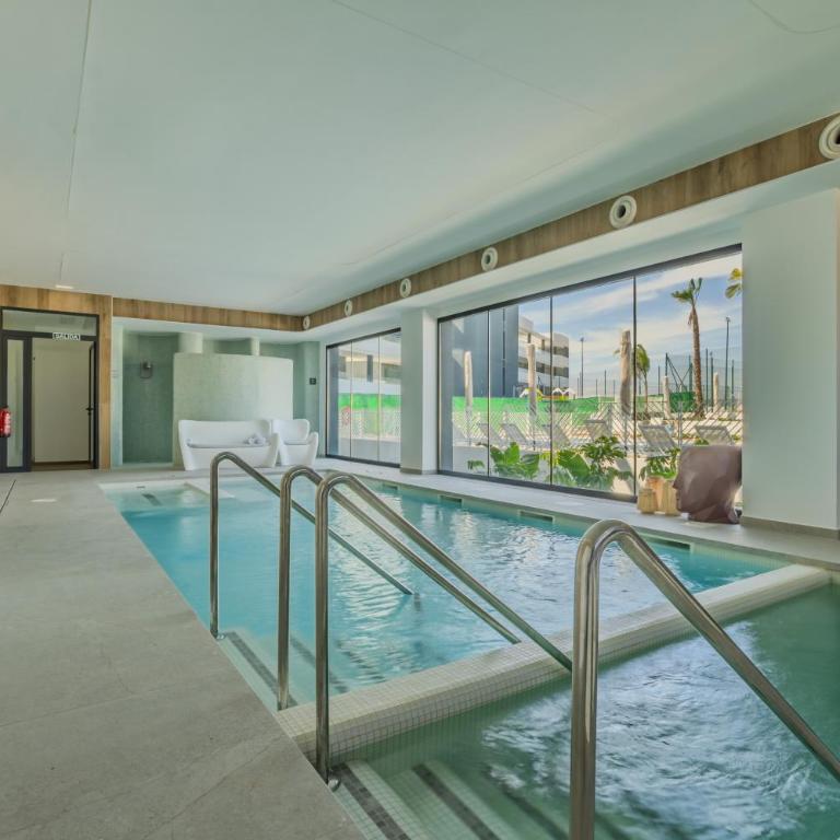 Lagoons Skyline Sport & Spa - Appartamento con 2 Camere da Letto, Balcone e Terrazza - 53