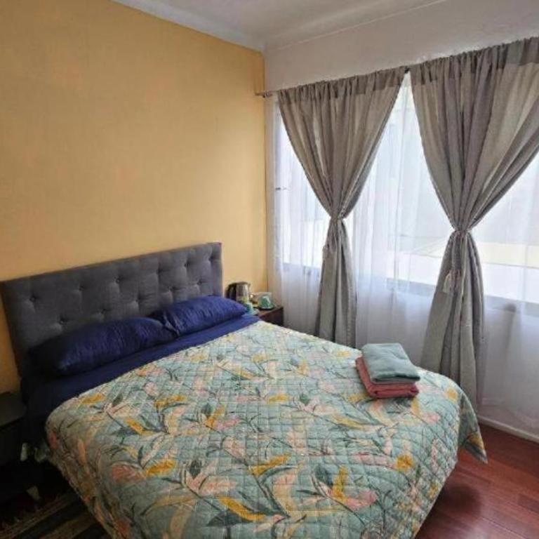 Hostal Turismo Quintamar - Habitación Doble con vistas al parque - 11