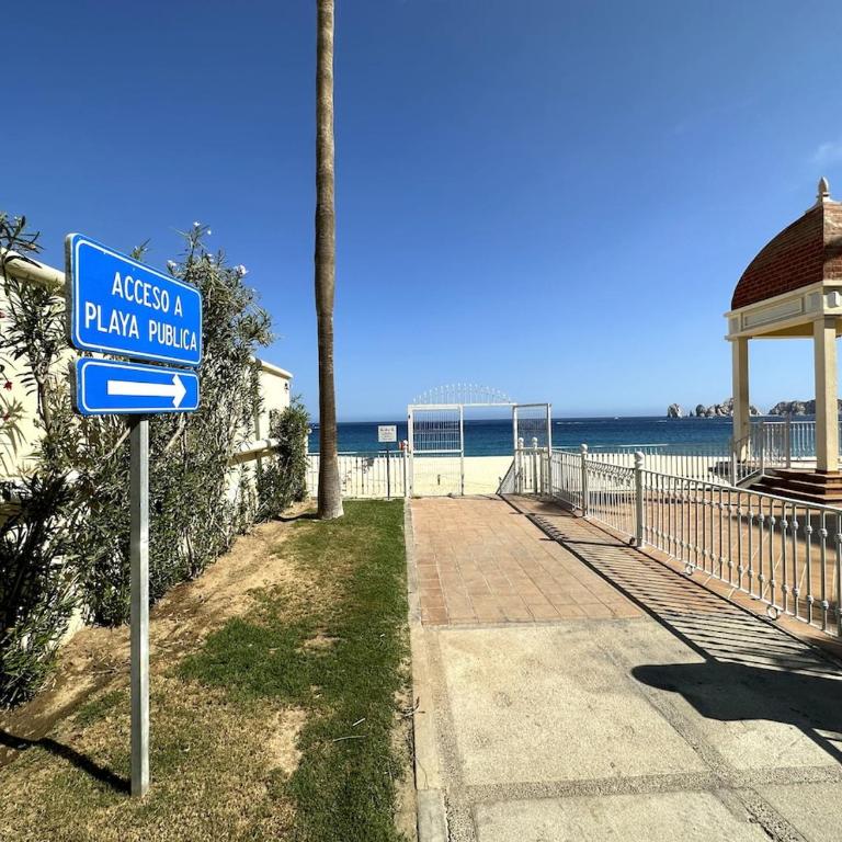 Endless Summer - Award Winning 2Bed 2Bath Condo - Heated Rooftop Pool with Ocean Views - Gym - 5min walk to Beach - Fiber Internet - Sleeps 6 - Apartamento - 53