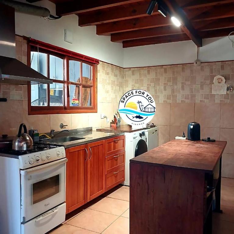new Malvinas de lujo 22-54-538-033 - Three-Bedroom House - 11