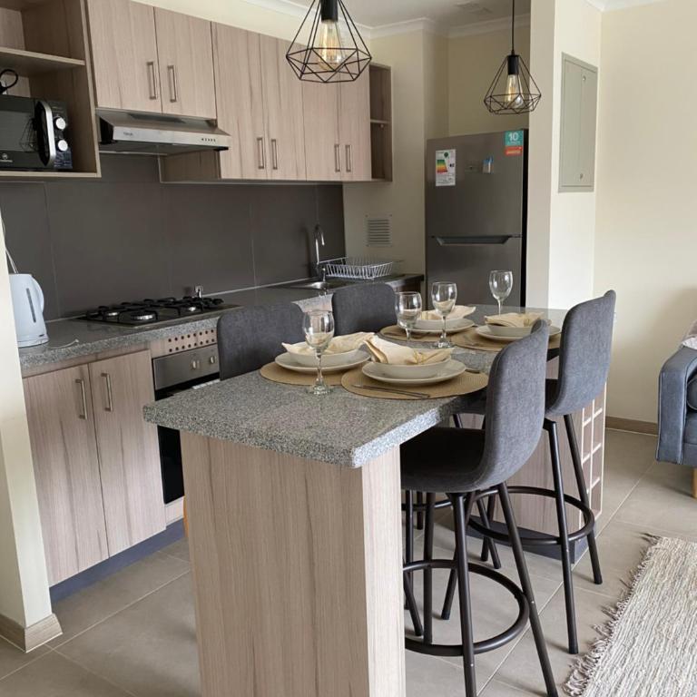 Hermoso Departamento Nuevo a Pasos de la Playa, 3D2B, full equipado - Three-Bedroom Apartment - 26