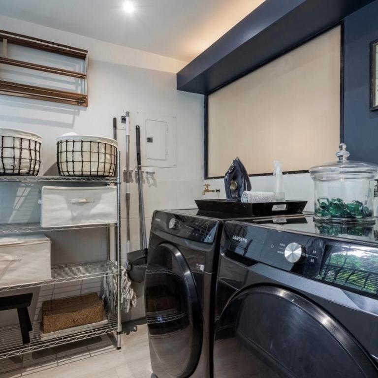 Condesa 2 Bd 2 Story apt with Private patio,Pool, Gym, security 24 7 and park view - Apartamento - 2 niveles - 83