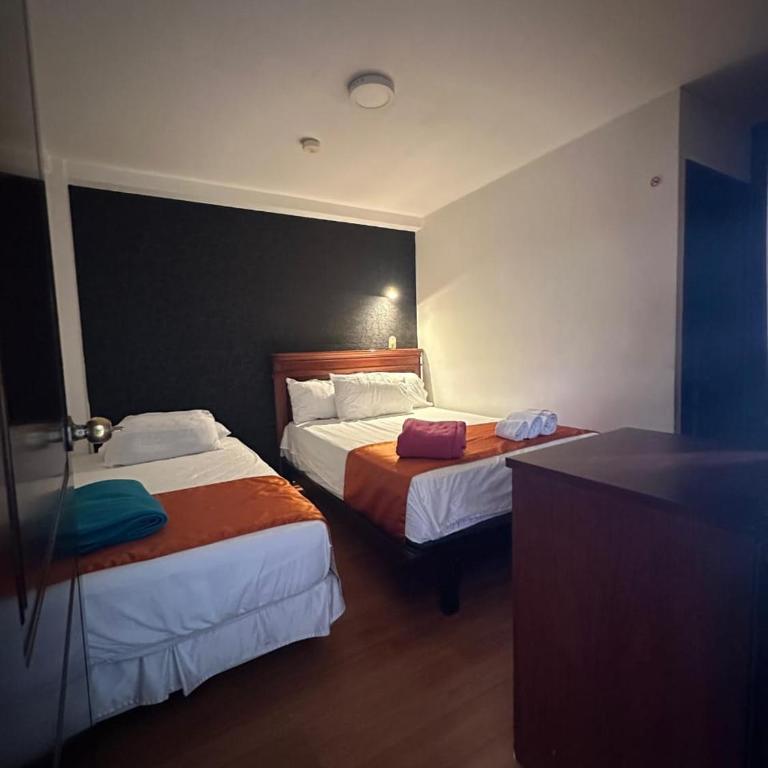 Hotel Coronel - Triple Room - 4