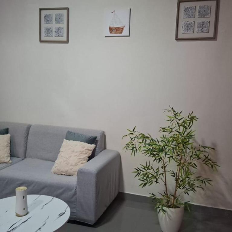 RETIRO AMAZÓNICO con Cochera Aire Acondicionado Ducha Caliente y Cerca al río en Puerto Maldonado - One-Bedroom House - 7