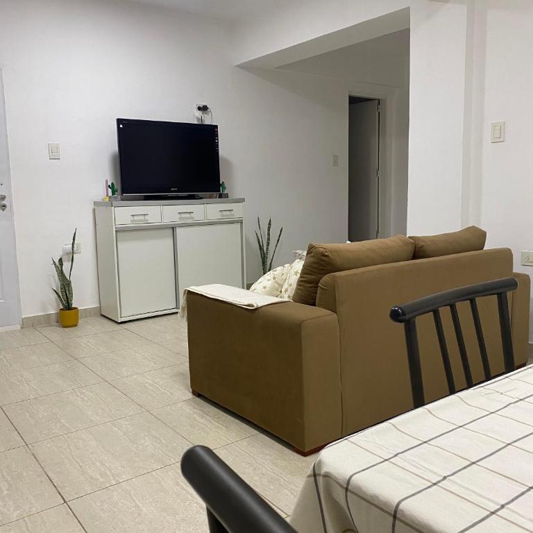 Karina Apartamentos - Two-Bedroom Deluxe Apartment with Balcony - 6