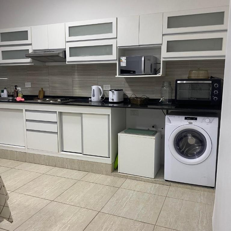 Karina Apartamentos - Two-Bedroom Deluxe Apartment with Balcony - 14