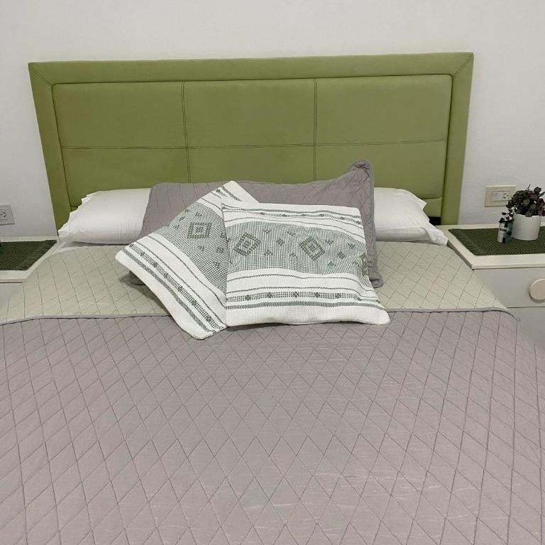 Karina Apartamentos - Two-Bedroom Deluxe Apartment with Balcony - 17